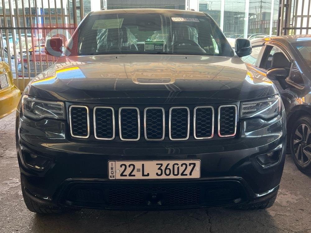 جیپ گراند شیرۆکی